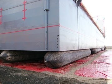 floating-dock-launching